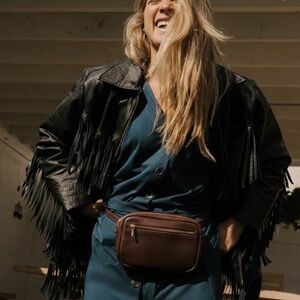 Parker Clay Desta Belt Bag Fanny Pack Dark Chocolate Brown Hands Free Purse